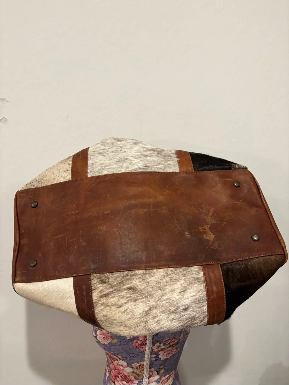Genuinos Olmos Mexican Leather and Cowhide Travel Duffle Bag